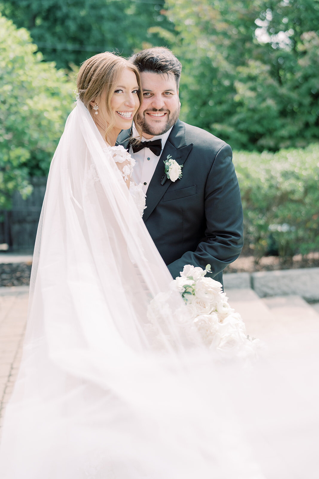 061623_Alyssa-Fred-Wedding_SNEAK-PEEKS-14_websize