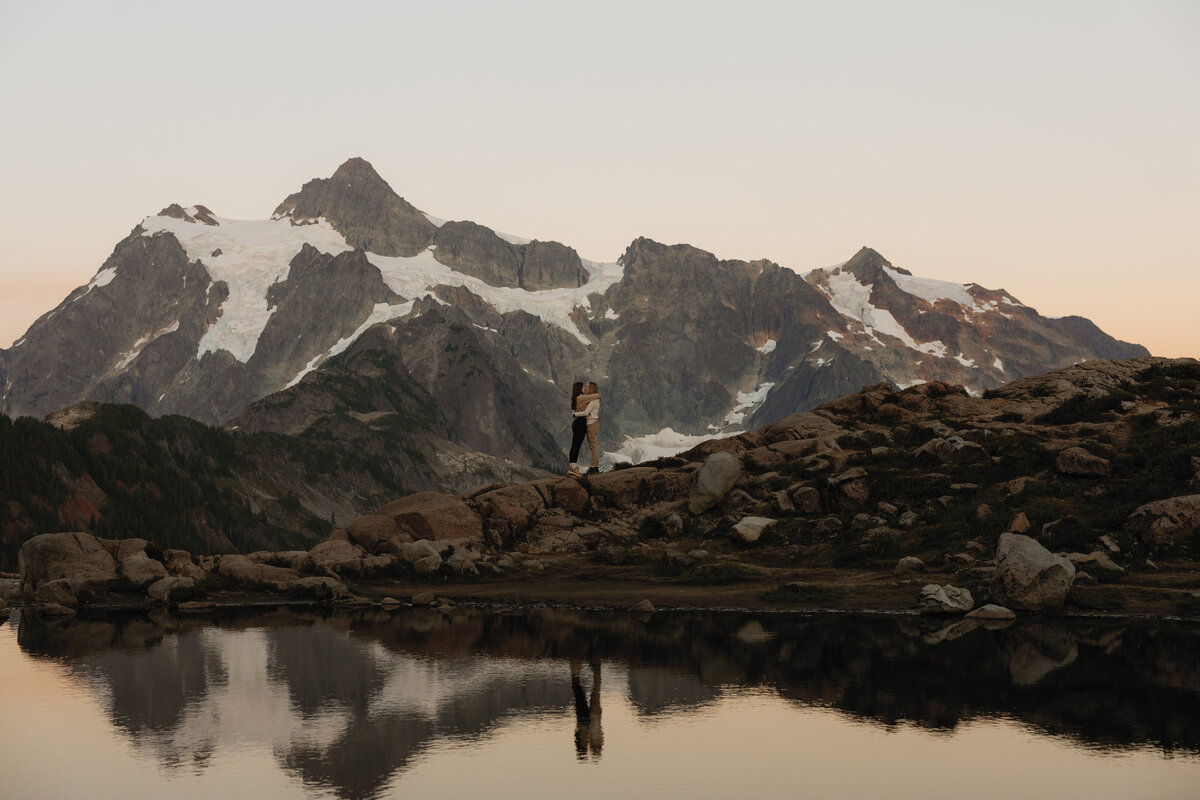 Engagement-Session-PNW-Mt-Baker-Artist-Point-Washington-Couples-Photographer-Tessa-Marie-Collective