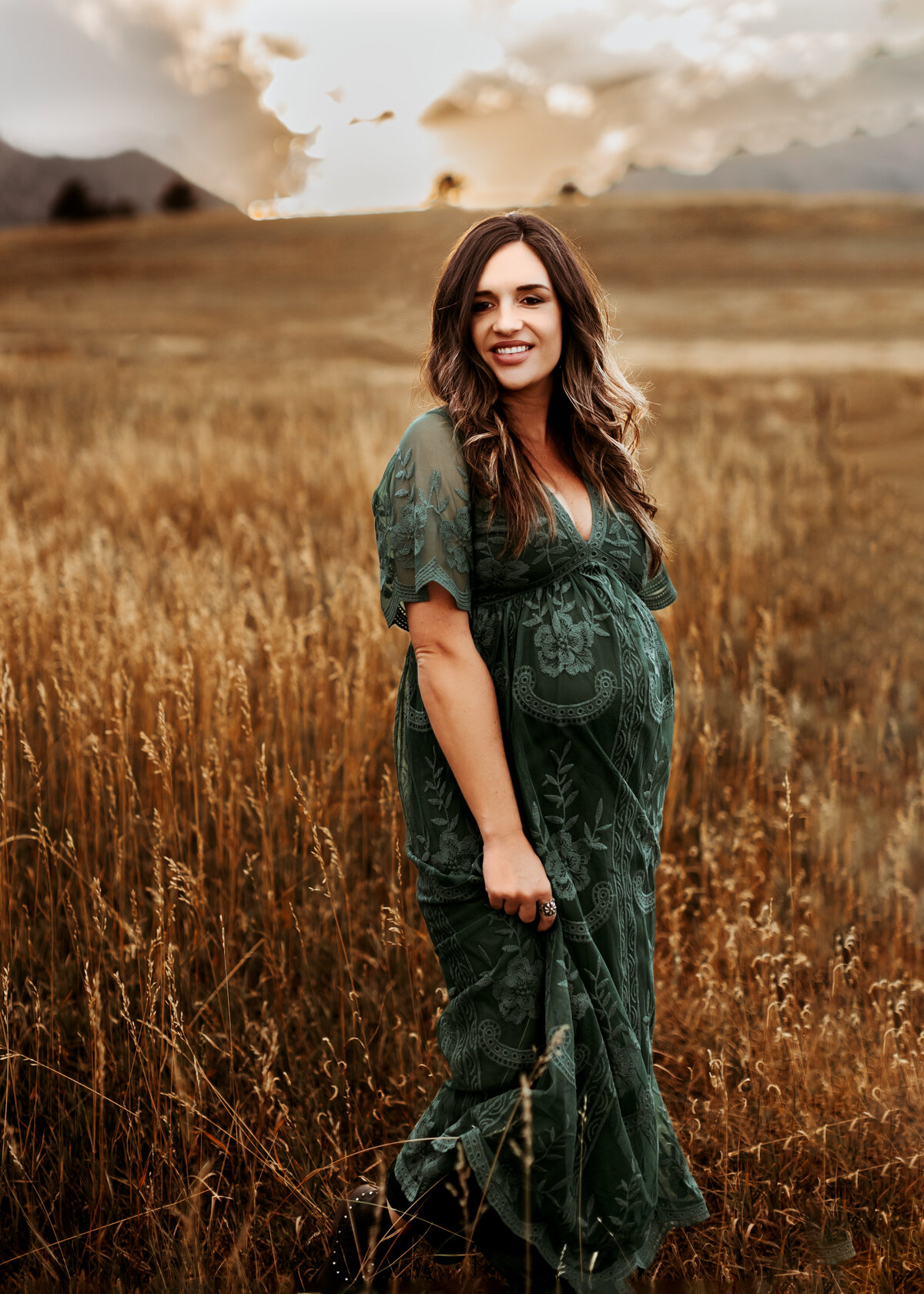 Sunset maternity portraits in Boulder Colorado