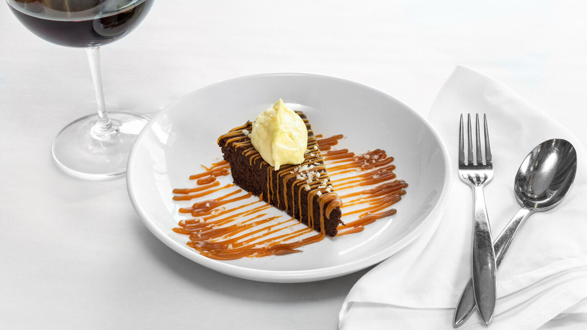 Jax Fish House and Oyster Bar, Denver, Colorado, flourless chocolate cake, gluten free.
