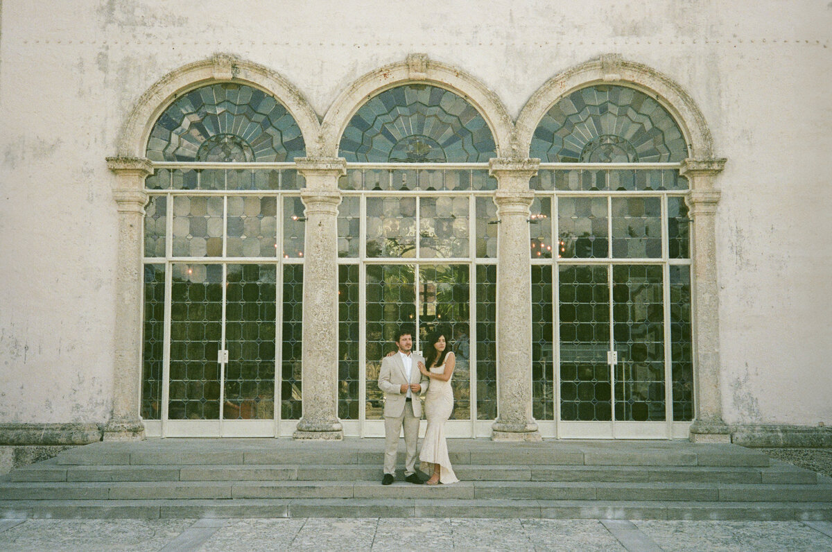 Priscilla-&-Erick-Film-Photos-Vizcaya-Gardens-Miami-by-Alexandra-Masihy-1