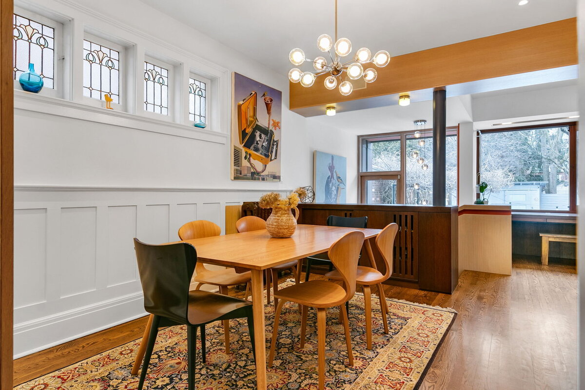 15-web-or-mls-12_001_Dining Room