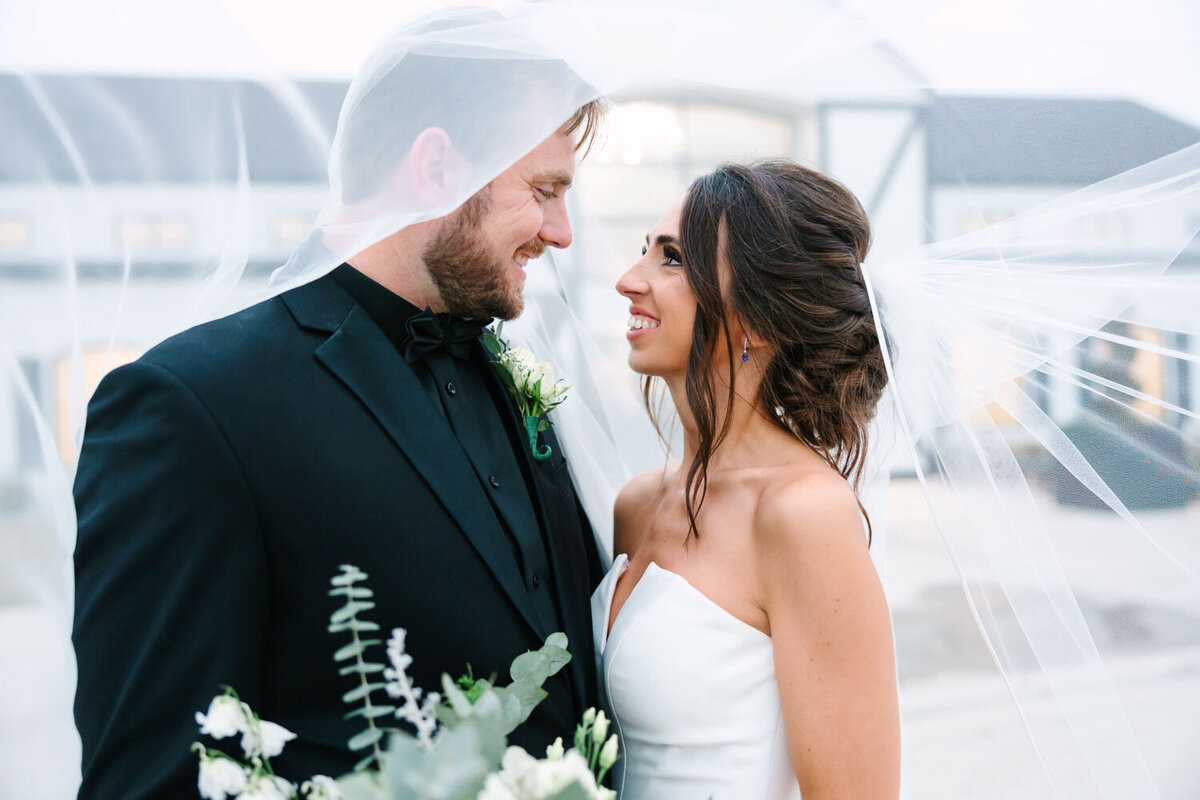 Sydney-and-Carsen-Luxury-wedding-in-Dallas-Texas-Bella-Vista-Wedding-Planning-060