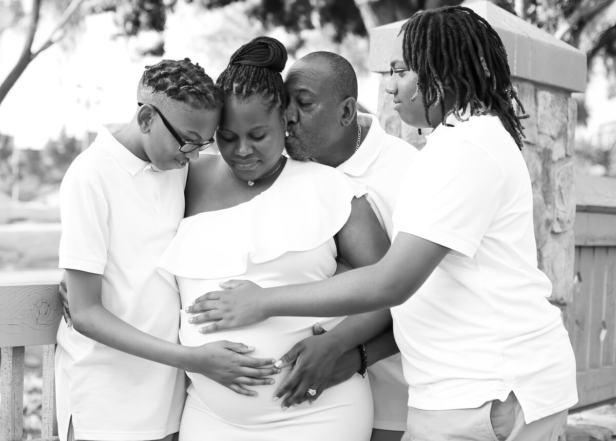 IMGL0993Heritage Park_Maternity Session