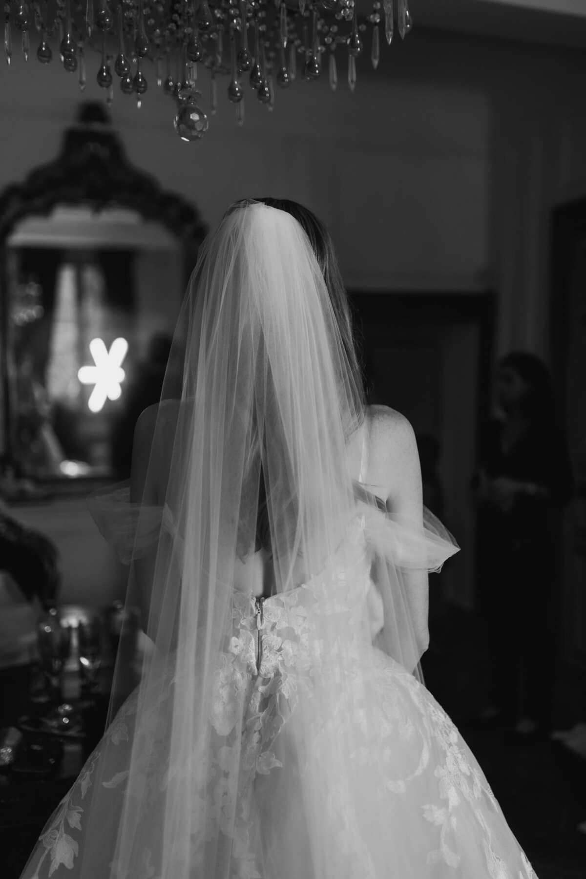 Bride-ready-veil