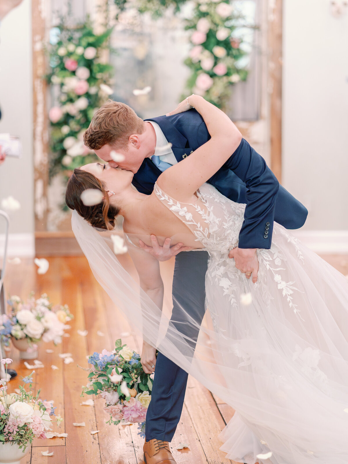 A+E_The Parlour at Manns Chapel_Chapel Hill NC_Luxury_Wedding_Photo_Skyler Jordan Photography-1610