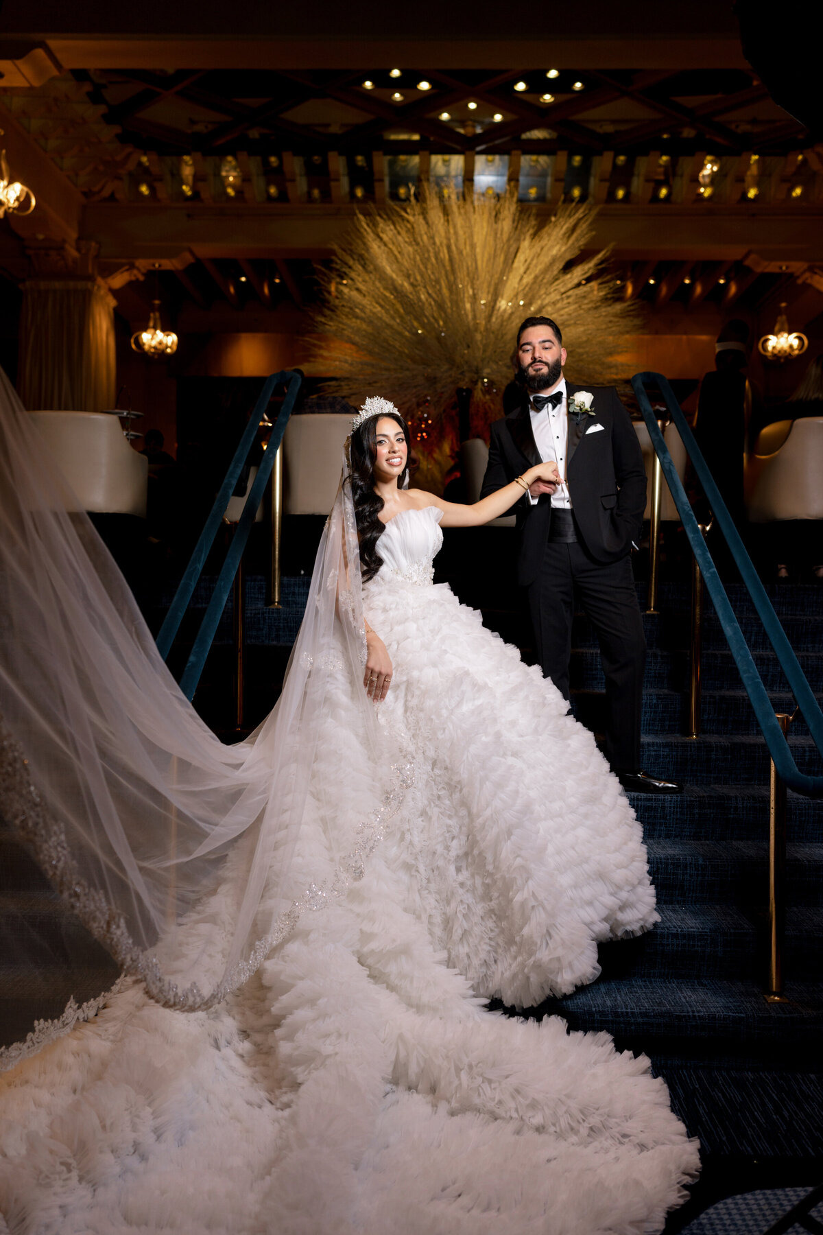 Berlez-Aspen-Avenue-Chicago-Wedding-Photographer-Windy-City-Wedding-Dance-Fulton-West-Event-Christmas-Session-103