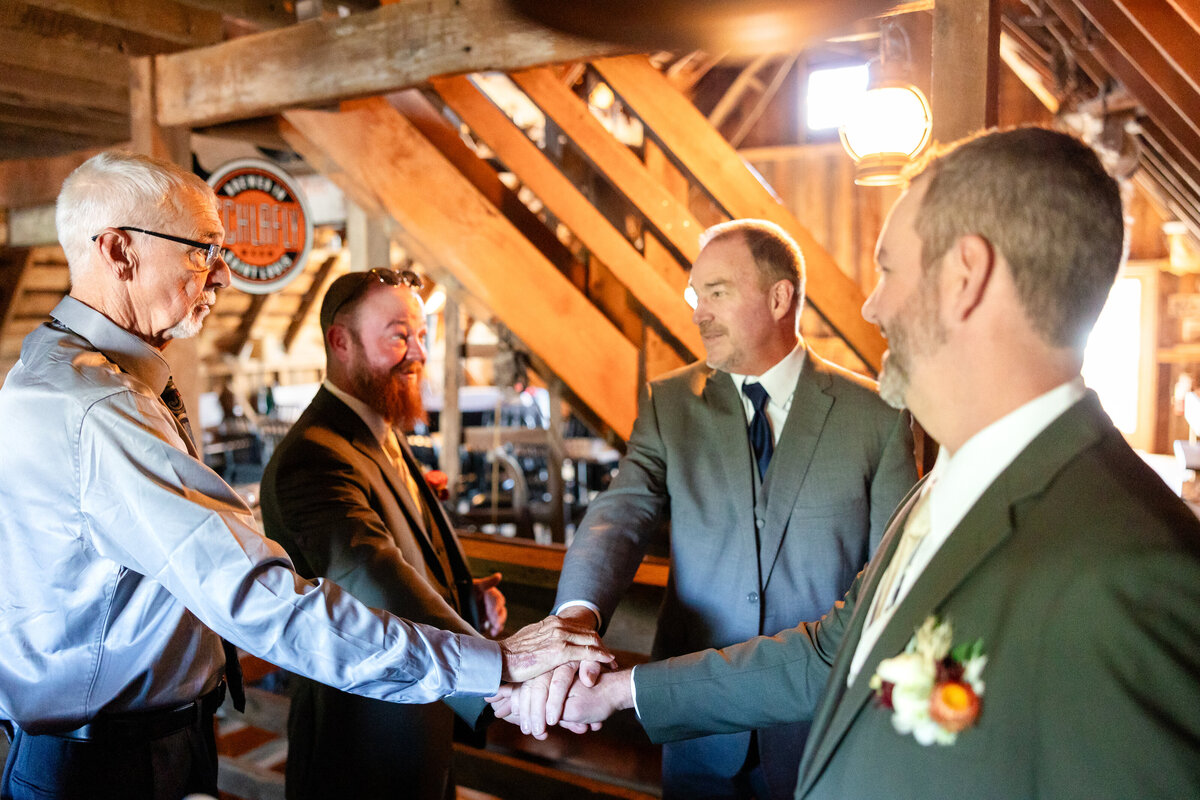 sarah-oberheim-photography-best-st-louis-wedding-photographer-near-me-wright-city-wedding-photographer-cedar-lake-cellars-wedding-photographer4