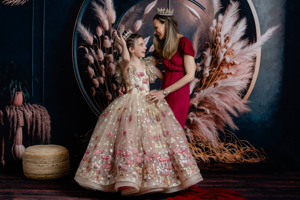 Mom and daughter pose in dresses for Prescott family photos