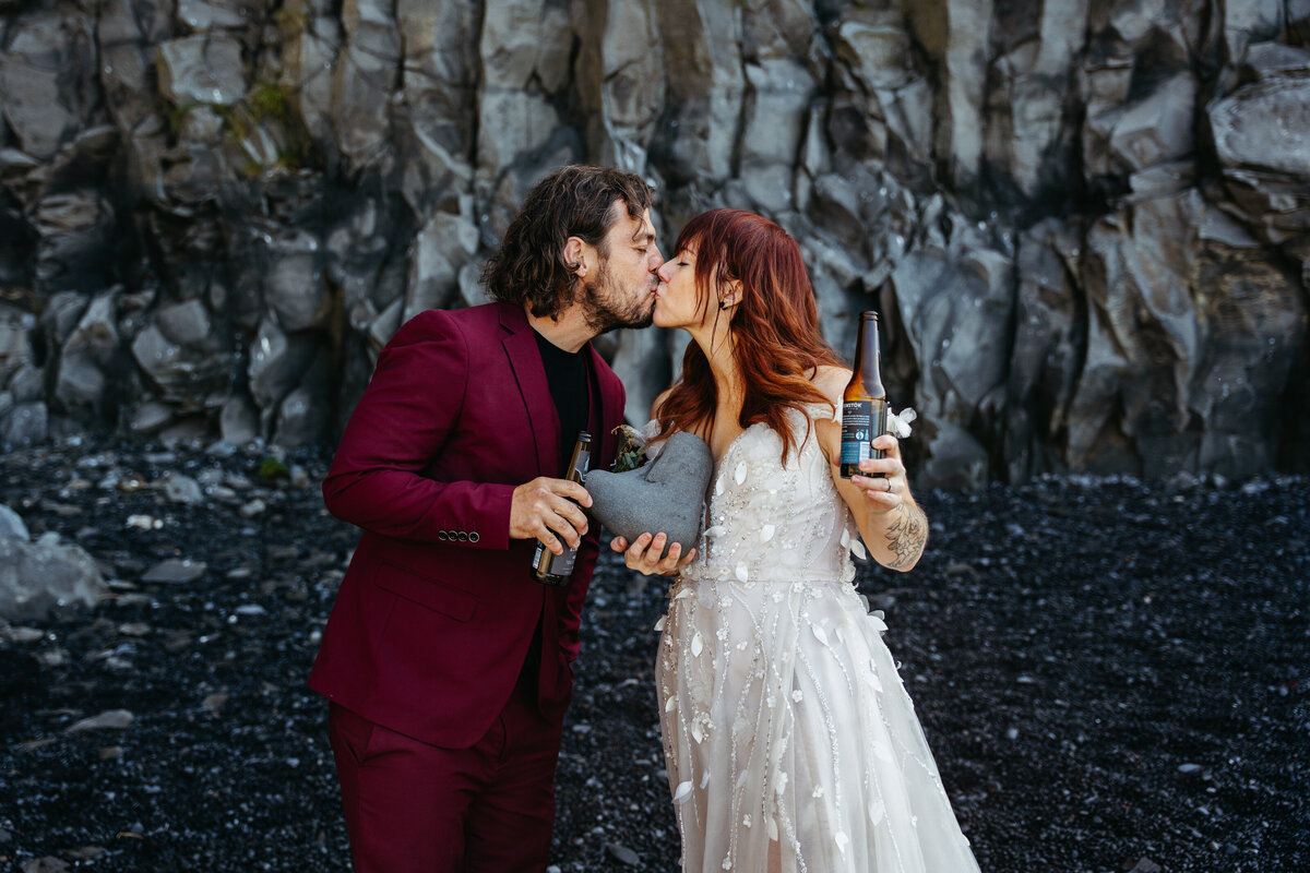 REYNISFJARA Iceland Elopement -37