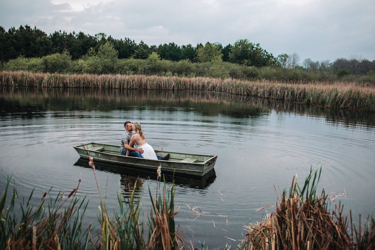 Rowboat-Engagement-Photos