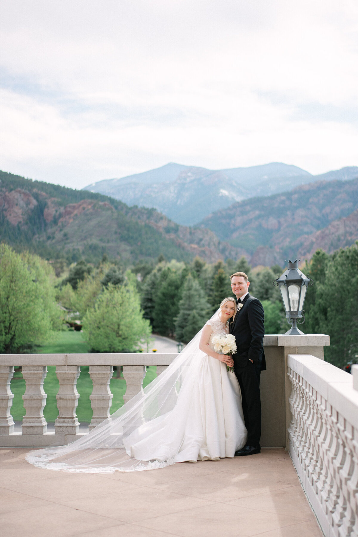 The_Broadmoor_Spring_Wedding_0103