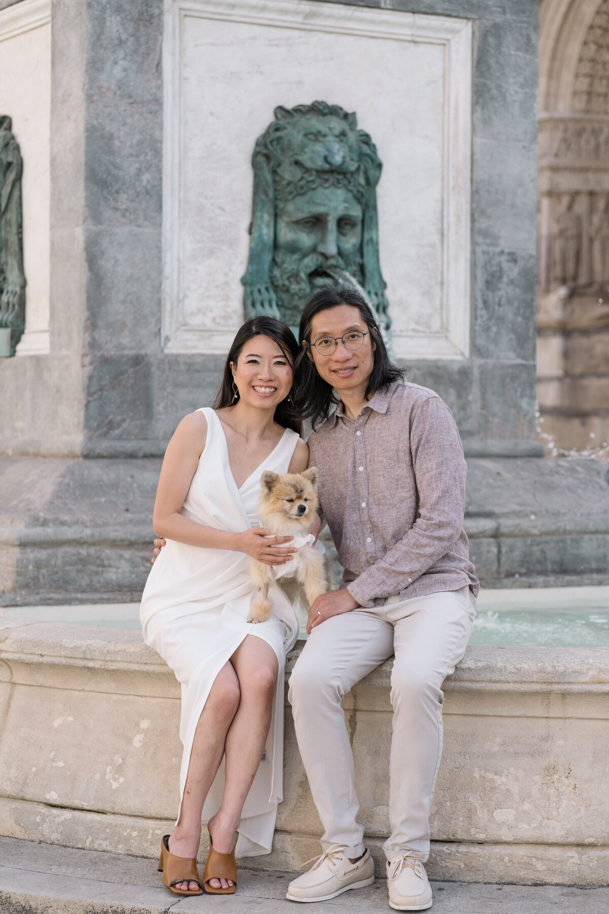 couple with dog photoshoot in arles france (116 of 178)