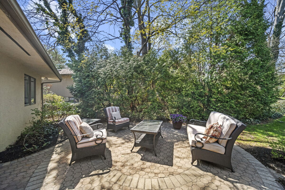 76-web-or-mls-A7402383