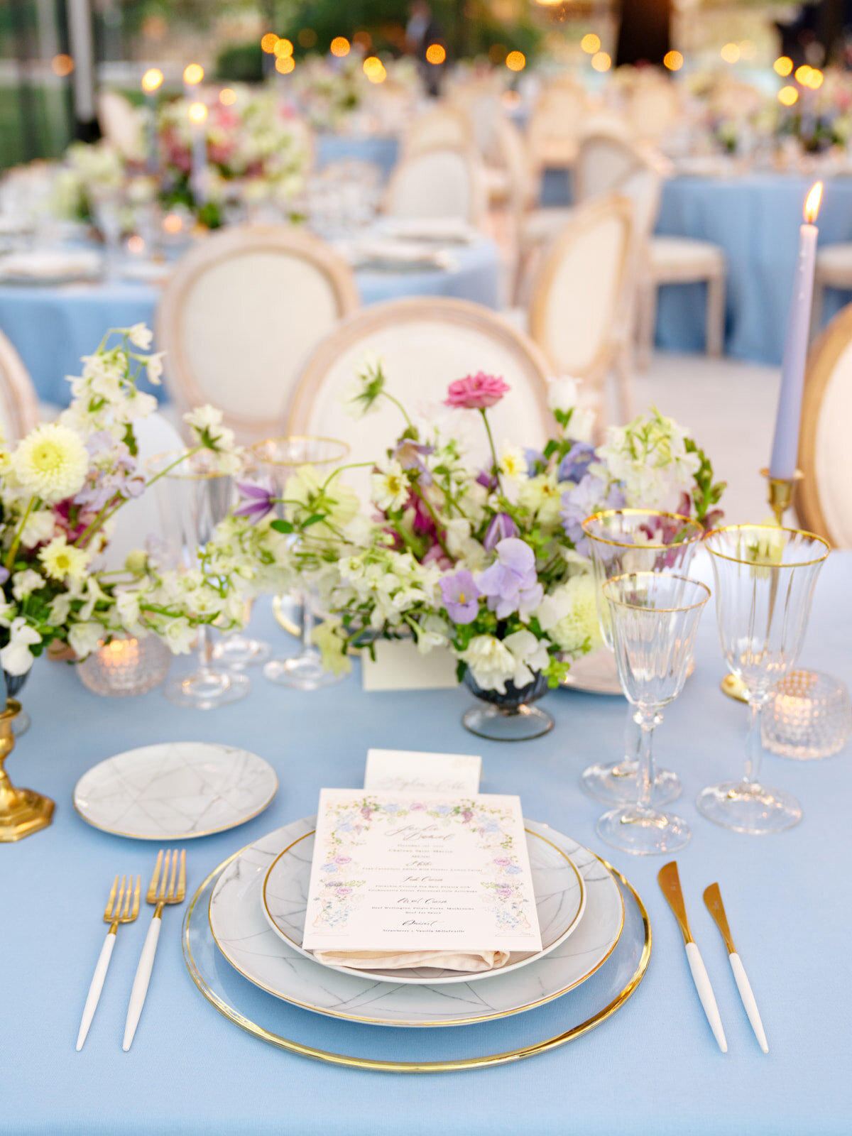 Elegant and floral tablescape inspiration