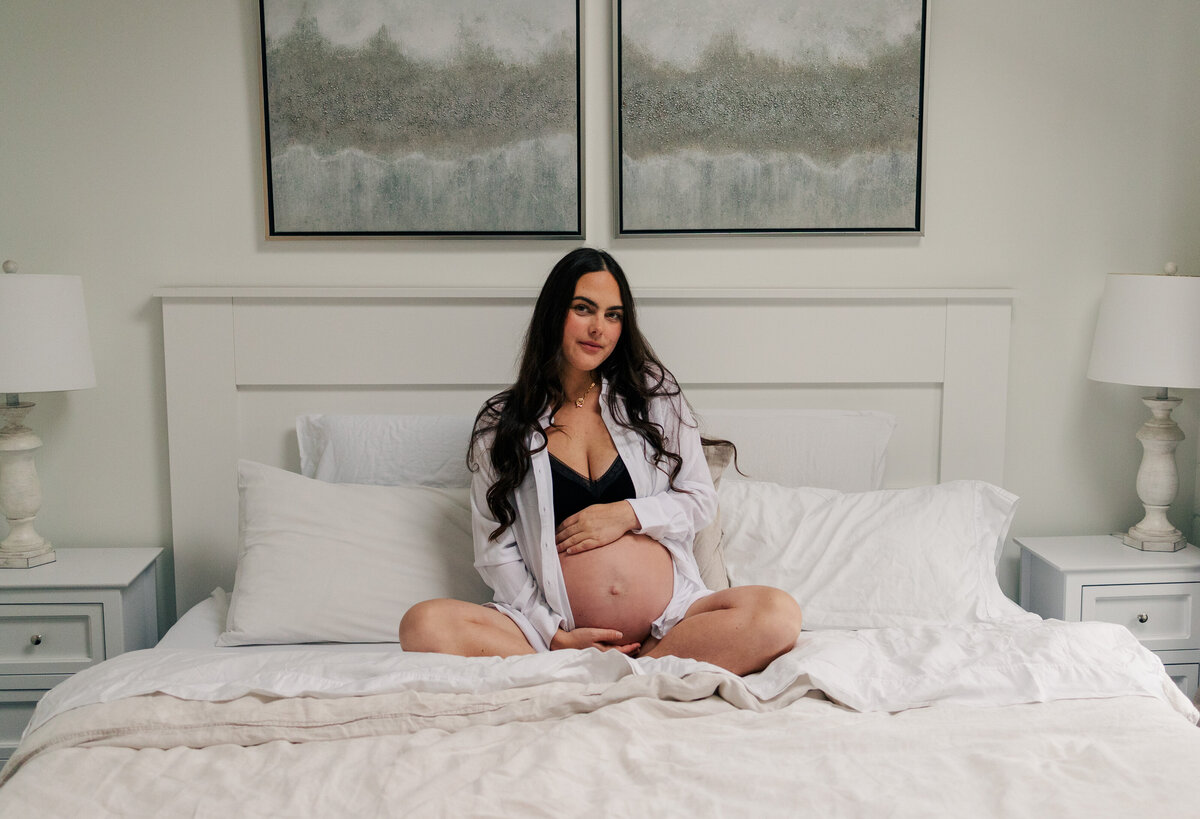Kira - Maternity - At Home - Gaby Potter Photography - Jan 2025 -5