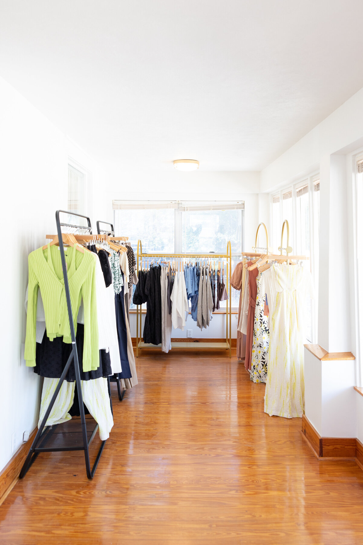 Gold Plaited Salon | Collins & Co. |  © Images The Branded Boss Lady 1_