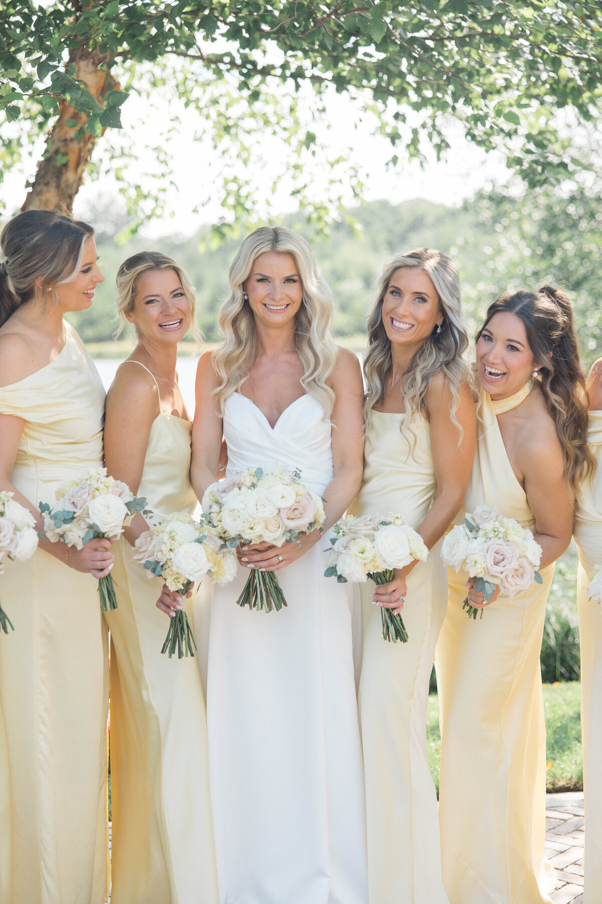 Molly Sue Photography Wedding at The Mill Lakeside Manor27