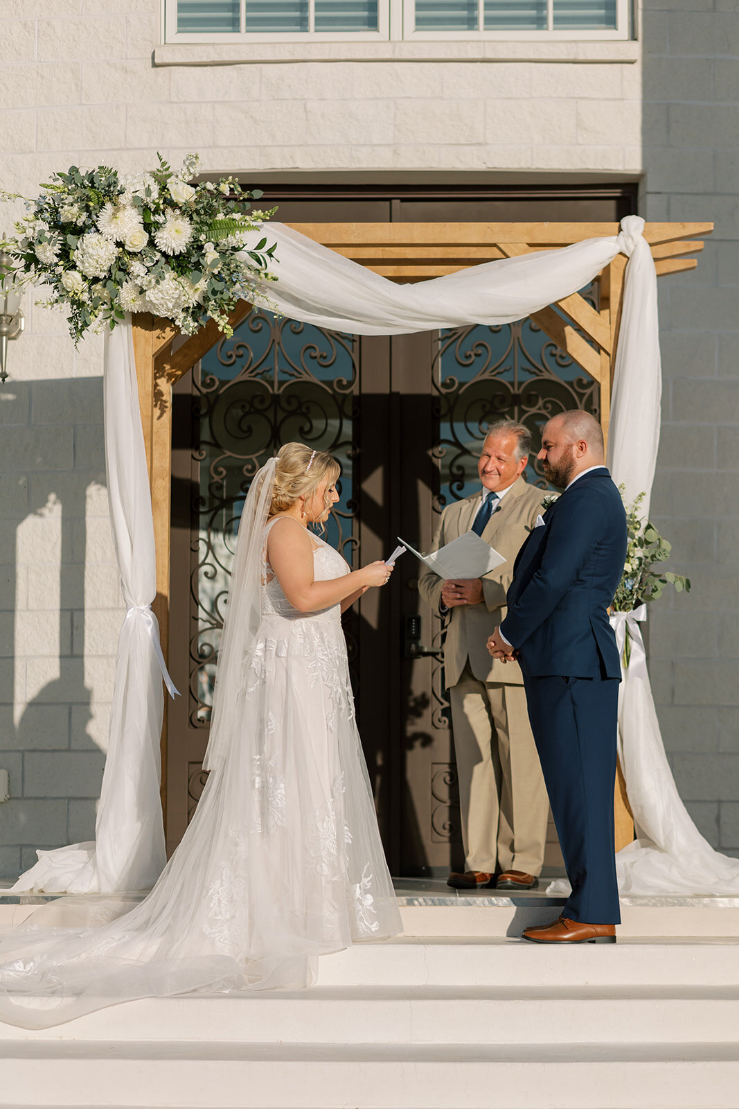 miranda-rose-photo-whitehurst-gallery-elopement-chantilly-chic-celebrations-11