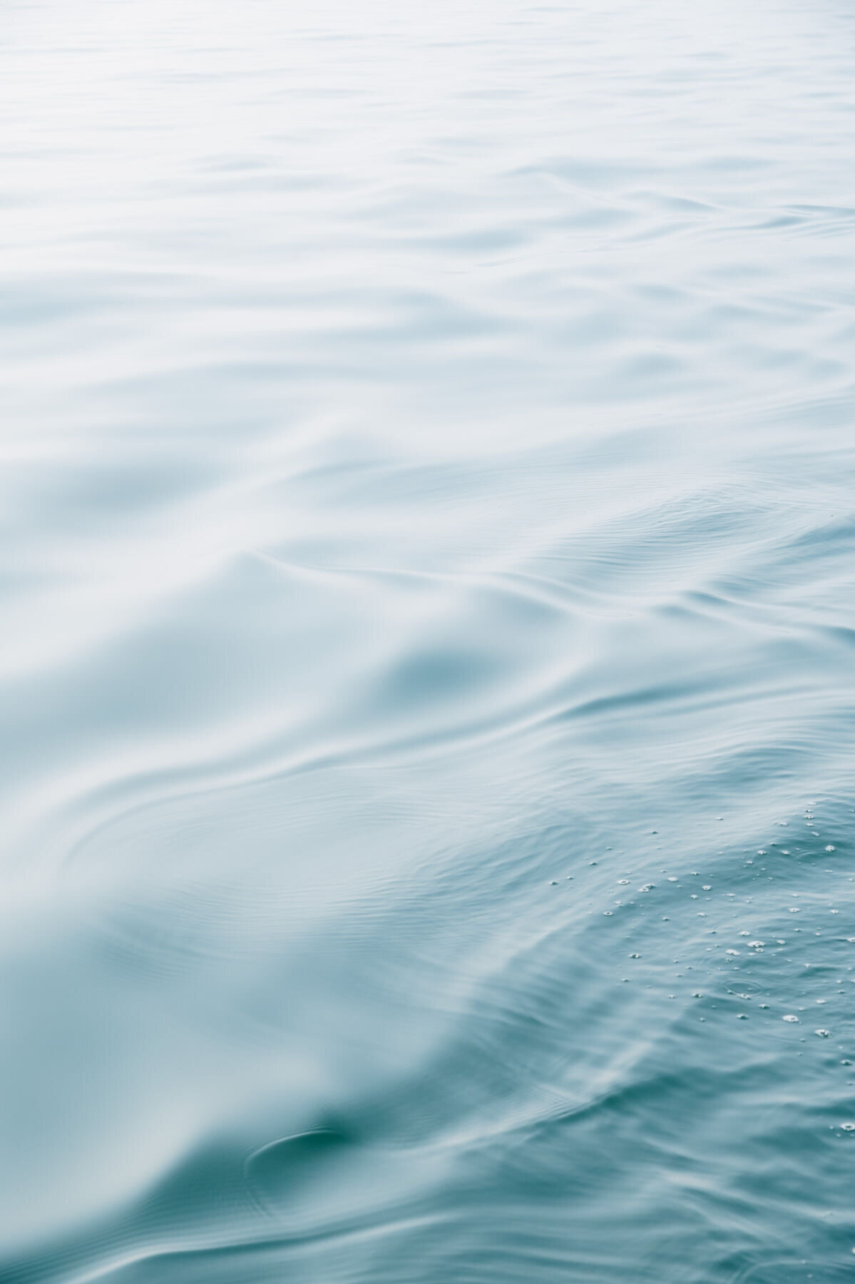 Lake-Michigan-Sailboat-Engagement-Session-31