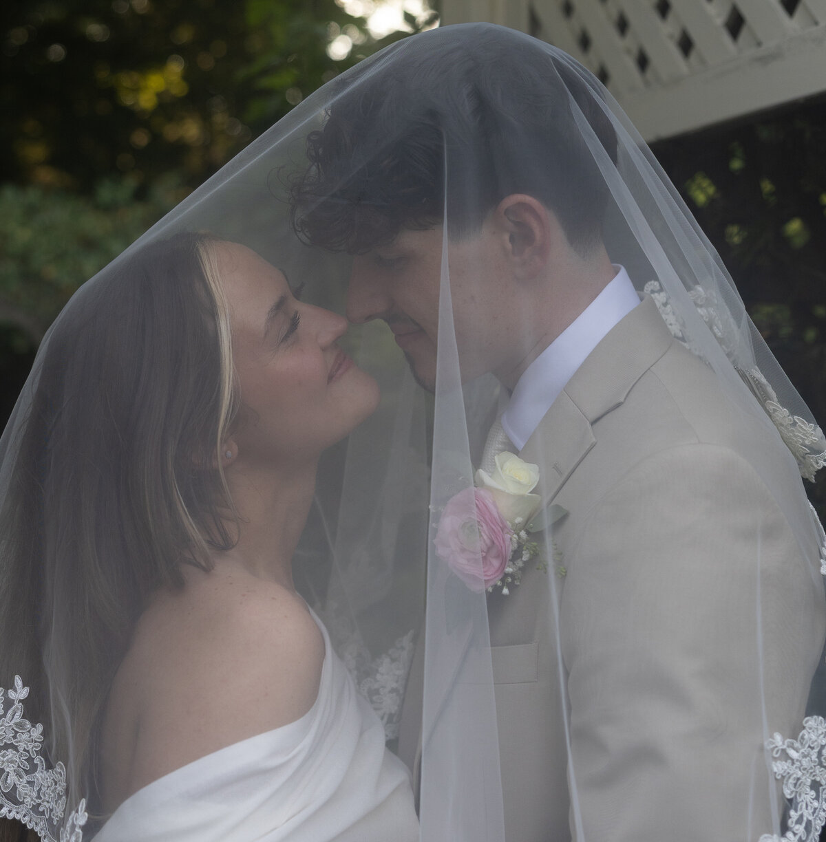 Destiny and Zane_Luminous Treasures Weddings-419
