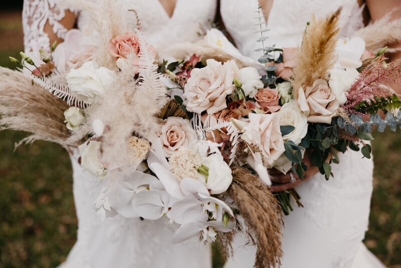 Kelsey_Draven_Wearethebowsers-441_websizeSameSexBohoFlorals