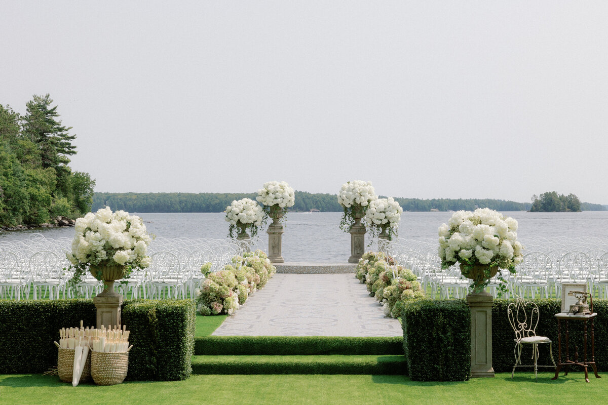 AshleyPigottEvents-Destination-Wedding-Weekend-LaurenKyle-ConnorMcDavid-Muskoka-246