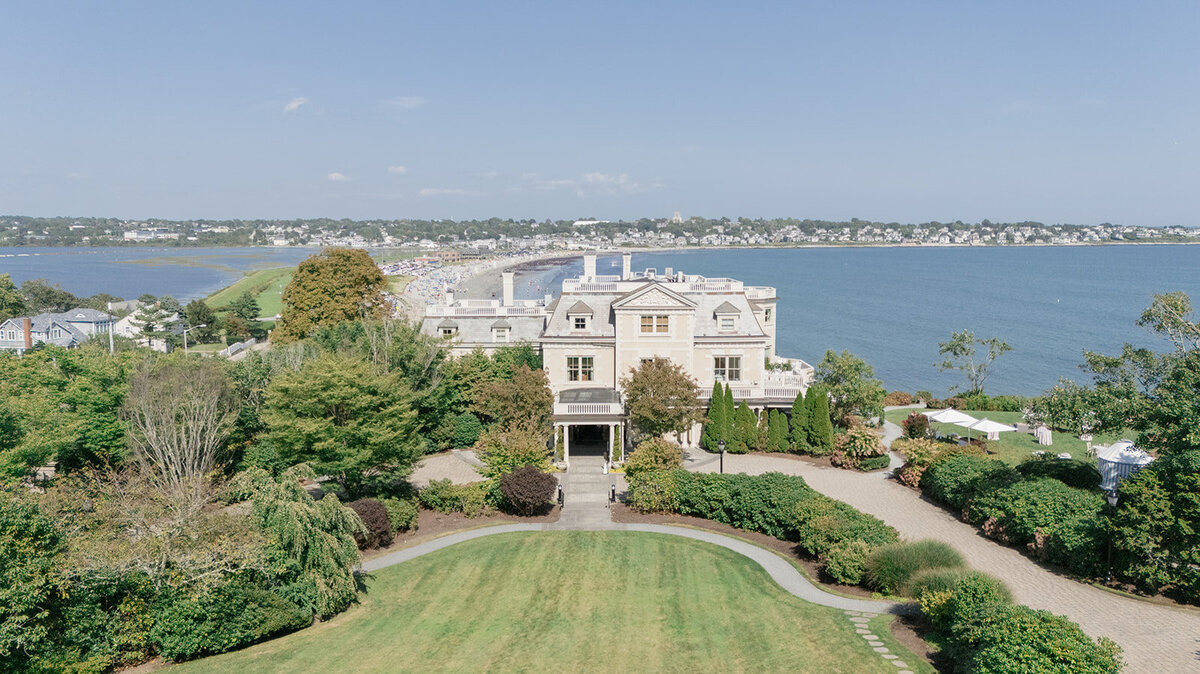 Wedding_Chanler Cliff Walk_Newport Mansions_RI__01DJI_20240824151314_0221_D©HilaryBlock