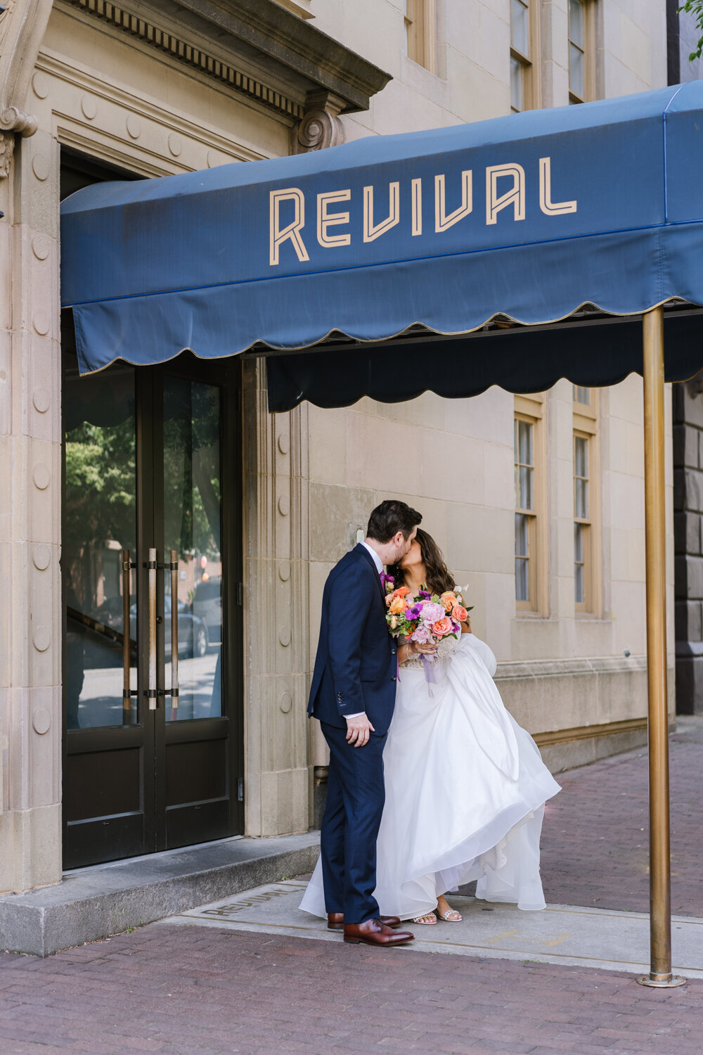 urban-row-photo-the-loom-baltimore-wedding-photographer-42