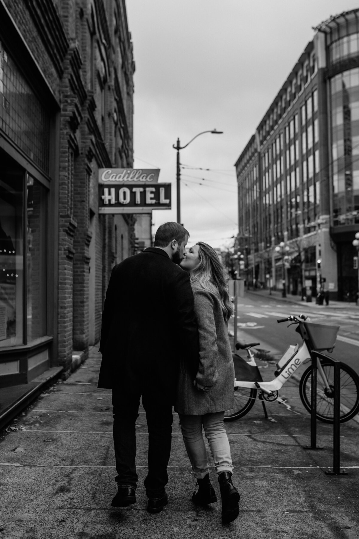 morgan-ryan-pioneer-square-engagement-148bw
