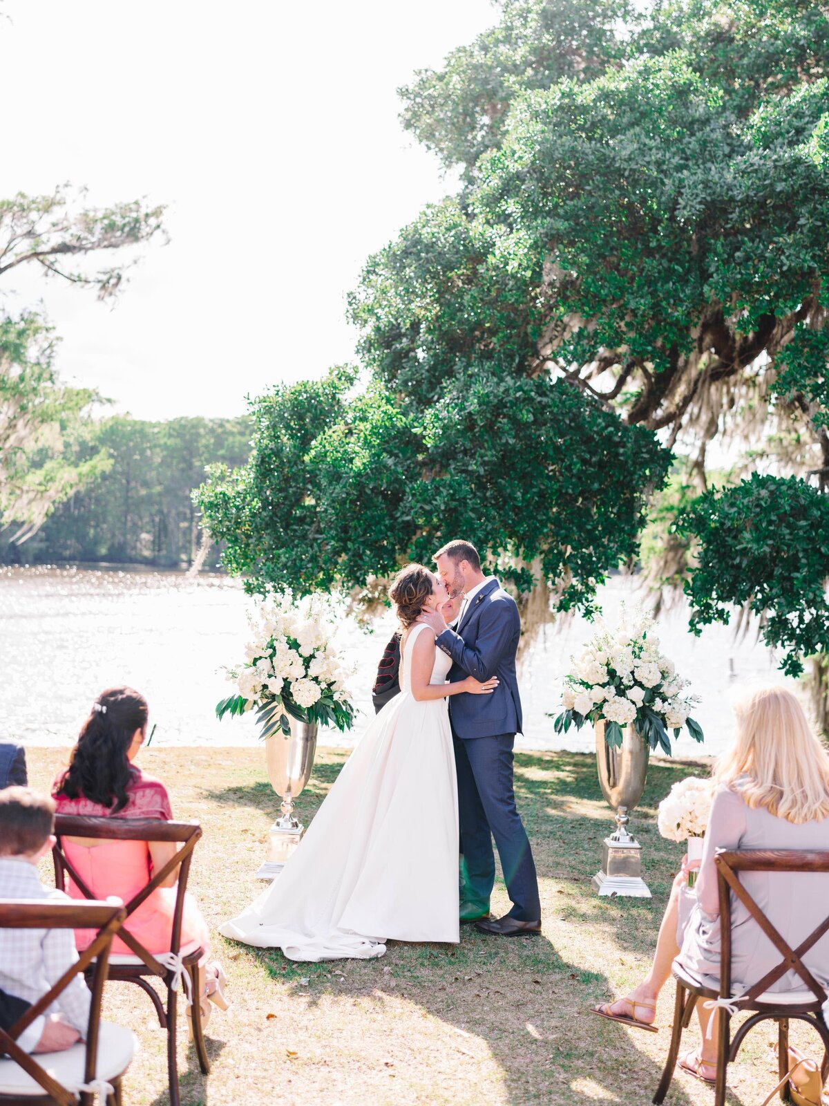 Pawleys Island Wedding Photo Ideas - Wachesaw Plantation Wedding Photographer