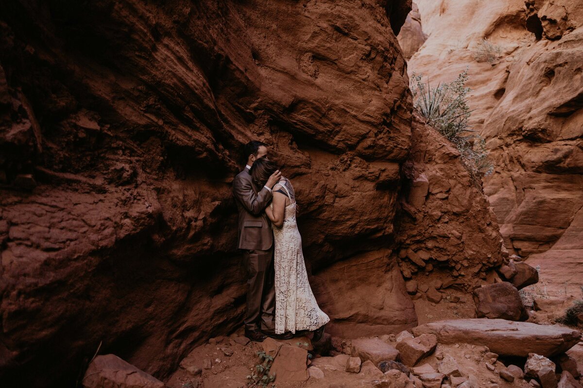 jemez-pueblo-sandia-crest-2-day-elopement-new-mexico-13