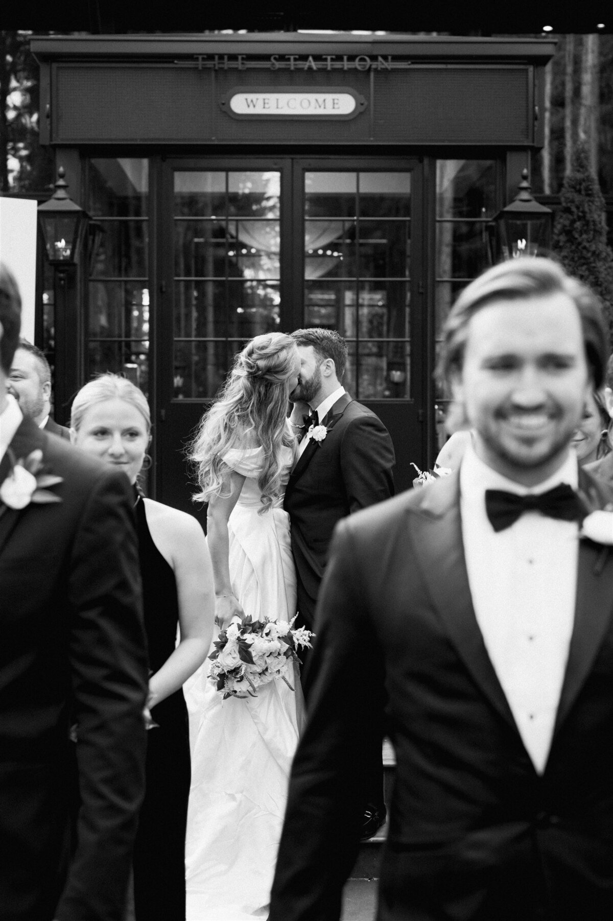 black-tie-wedding-classic-fun-vibes-shepherds-hollow-michigan-039