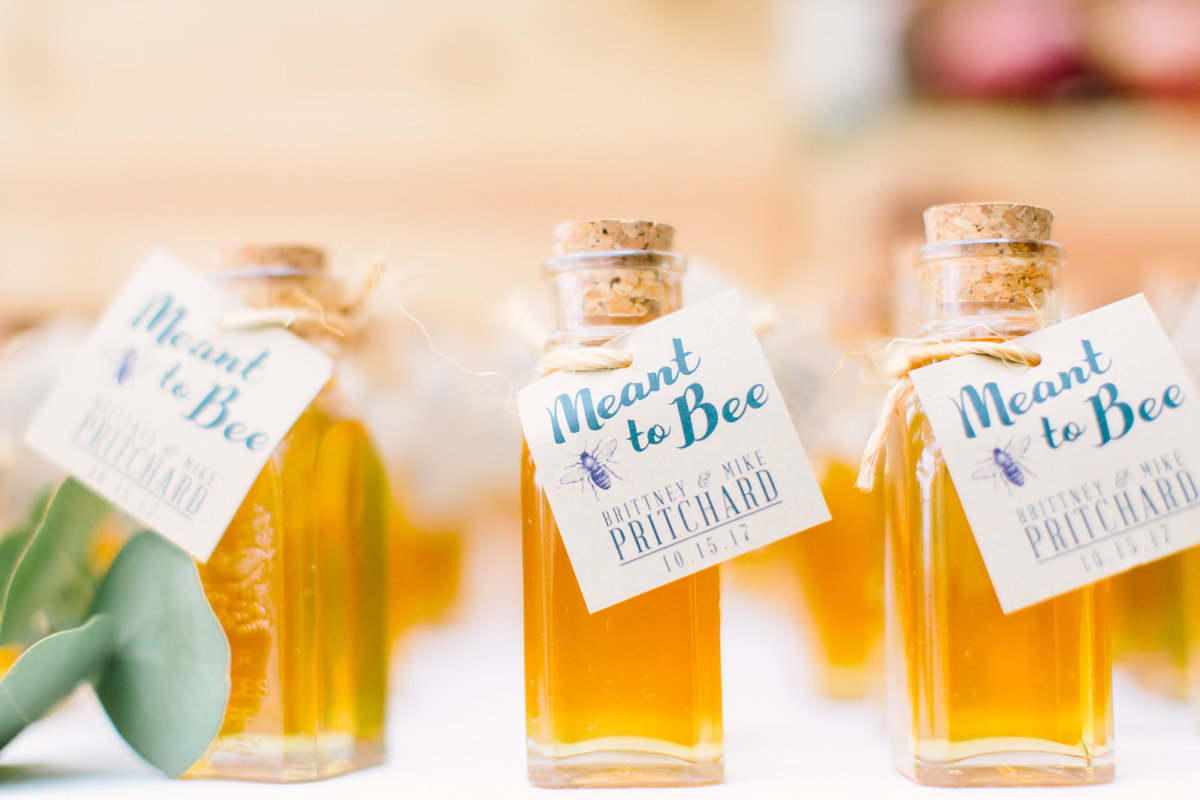 Meant to bee wedding souvenirs