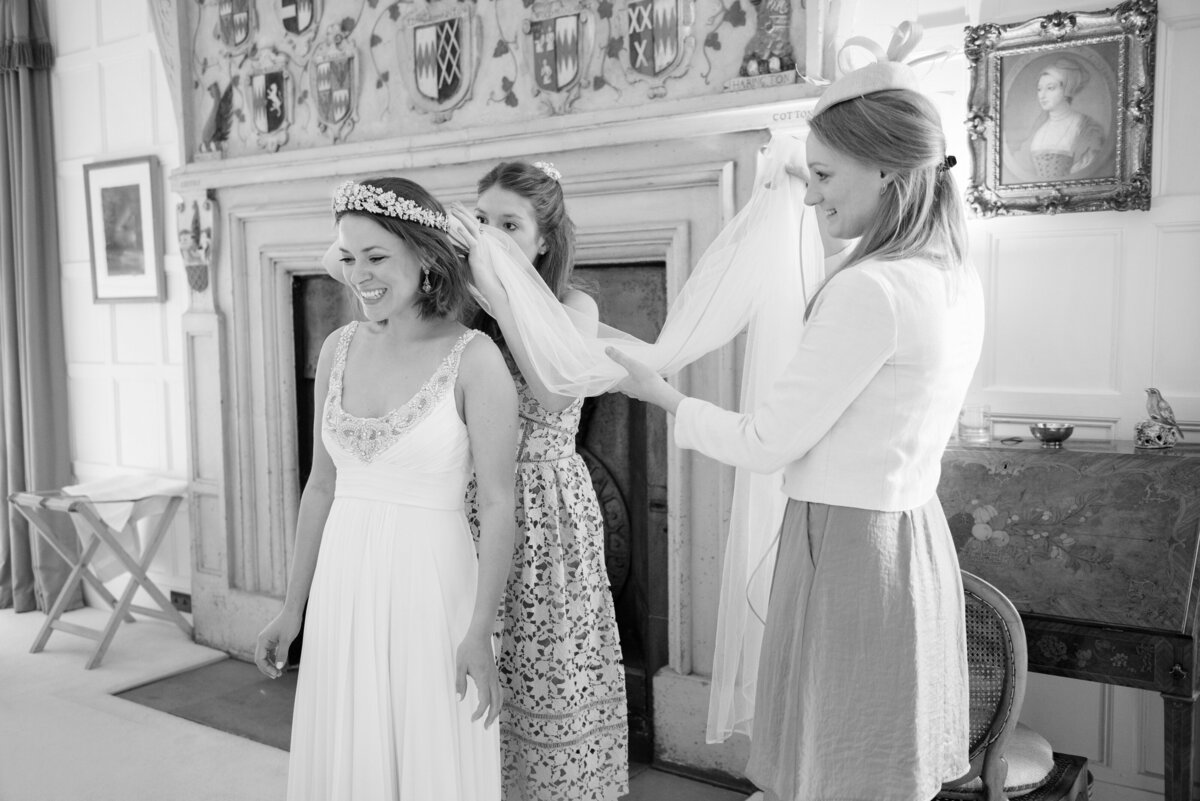 at-home-wedding-photography-1007