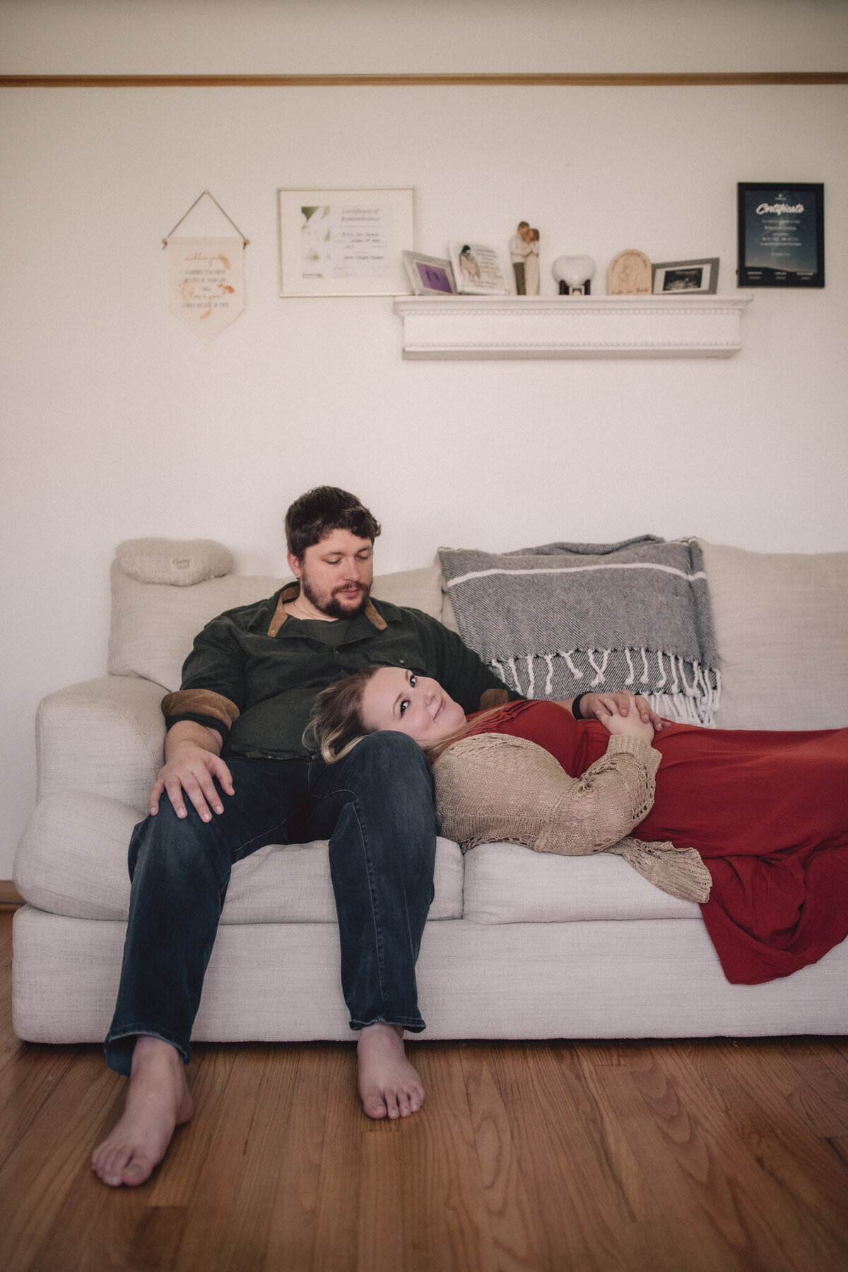 lindsay-wilson-photography-natural-pregnancy-annoucement