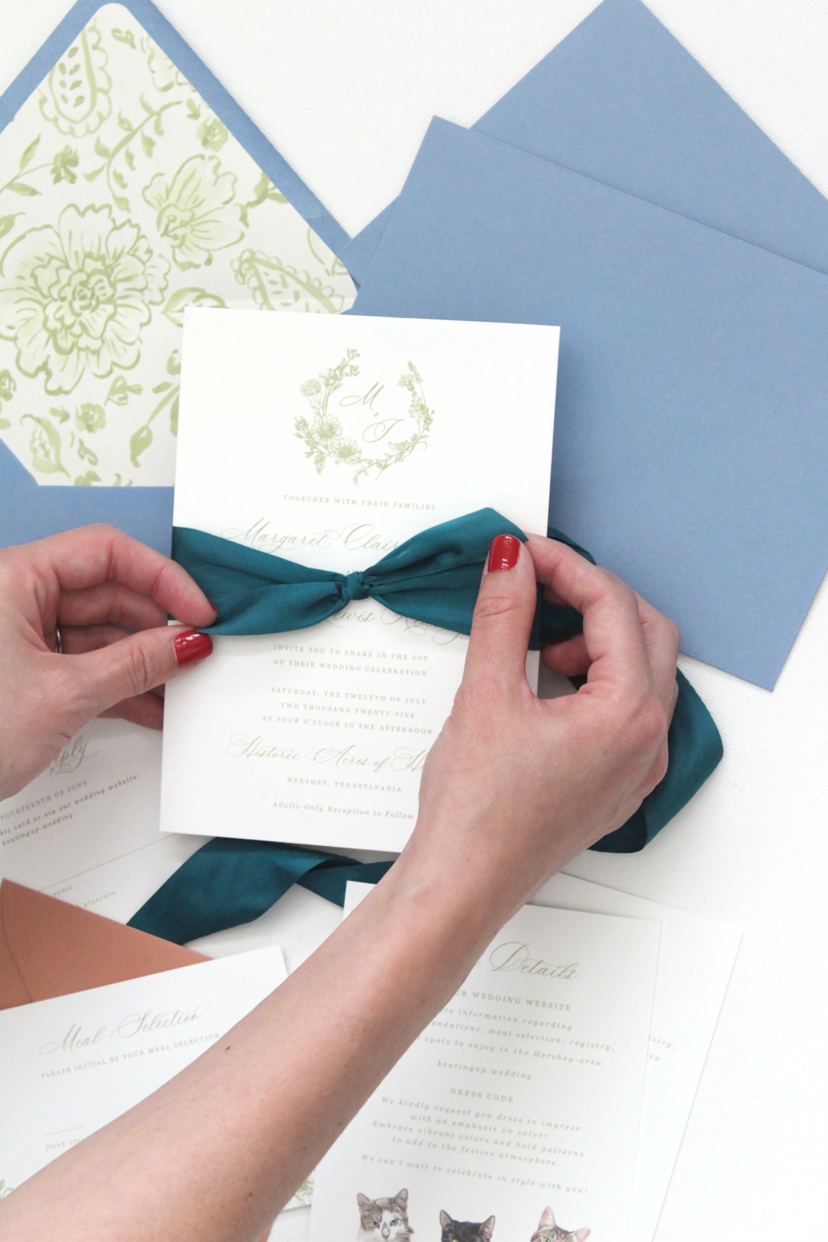 ColorfulWeddingSuite_TyingRibbon