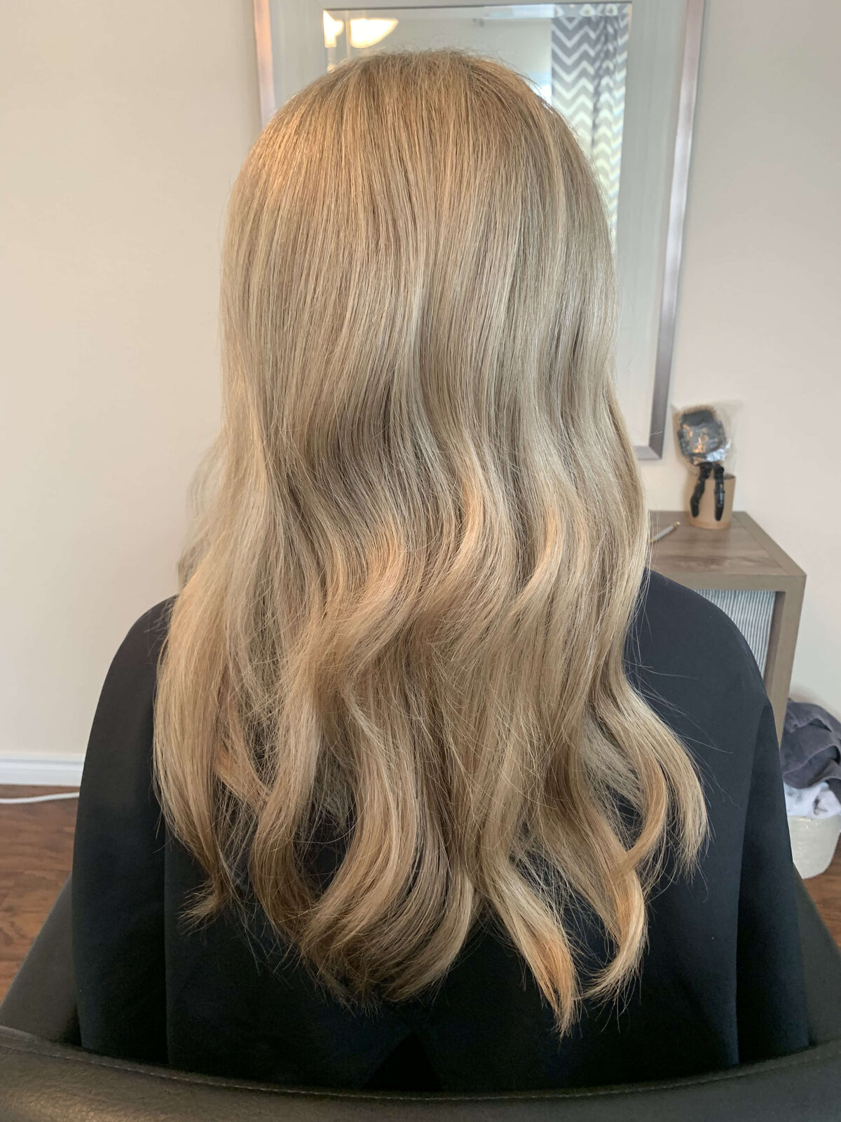 Blonde-hair-extensions-Austin-Texas-Strands-Co-Lauren-Larson-20