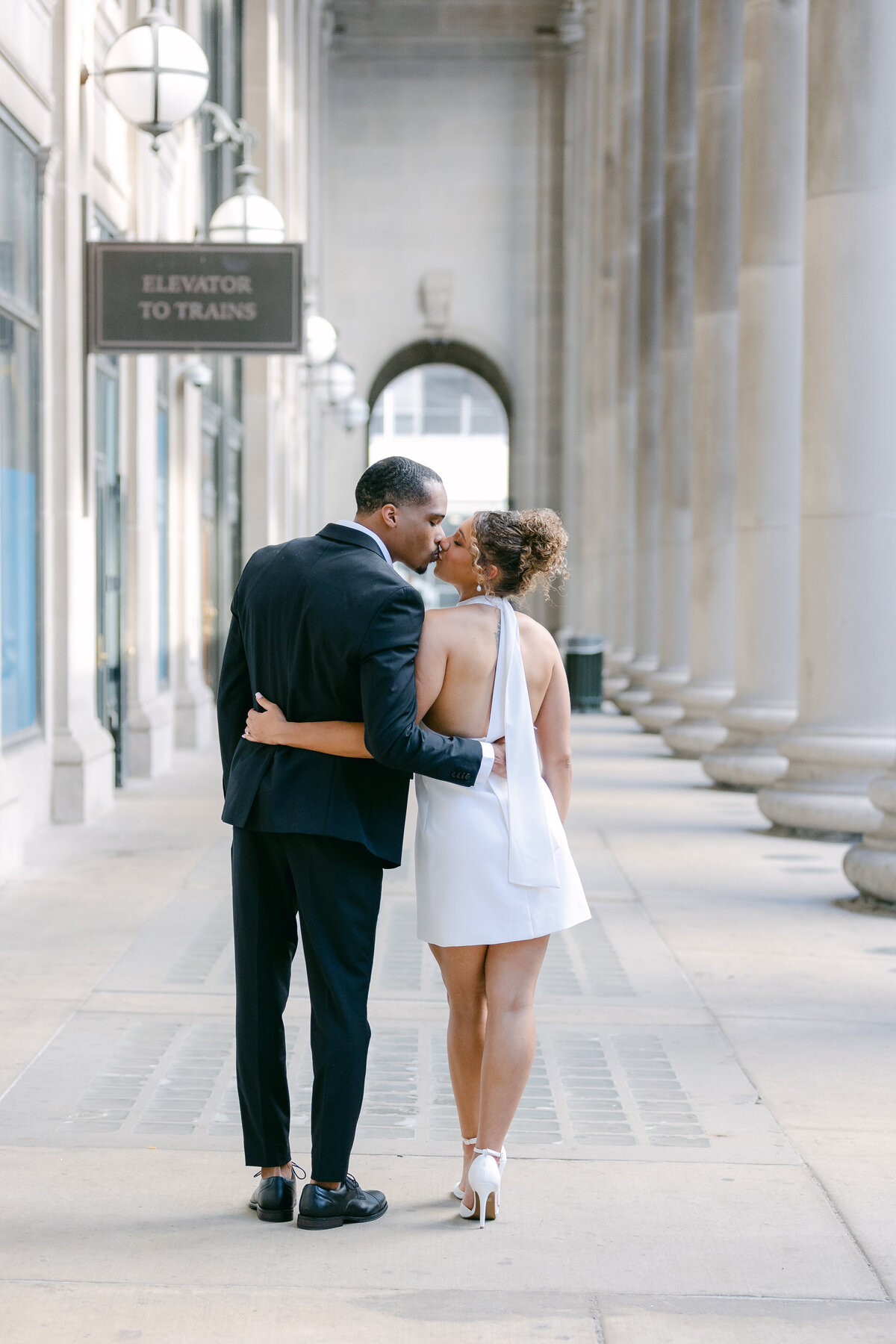 engagement-photos-union-station