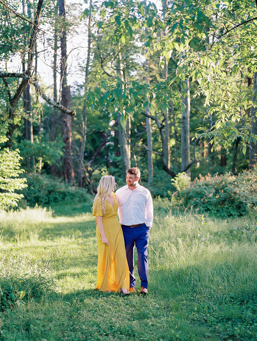 Samantha_Billy_Butterbee_Farm_Engagement_Session_Megan_Harris_Photography-15