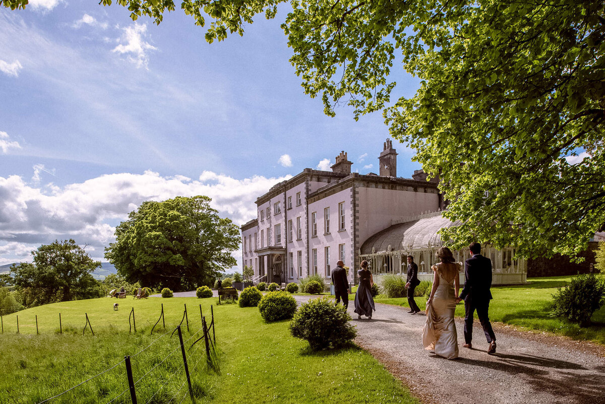 34 bride-walks-to-house-wedding-tipperary