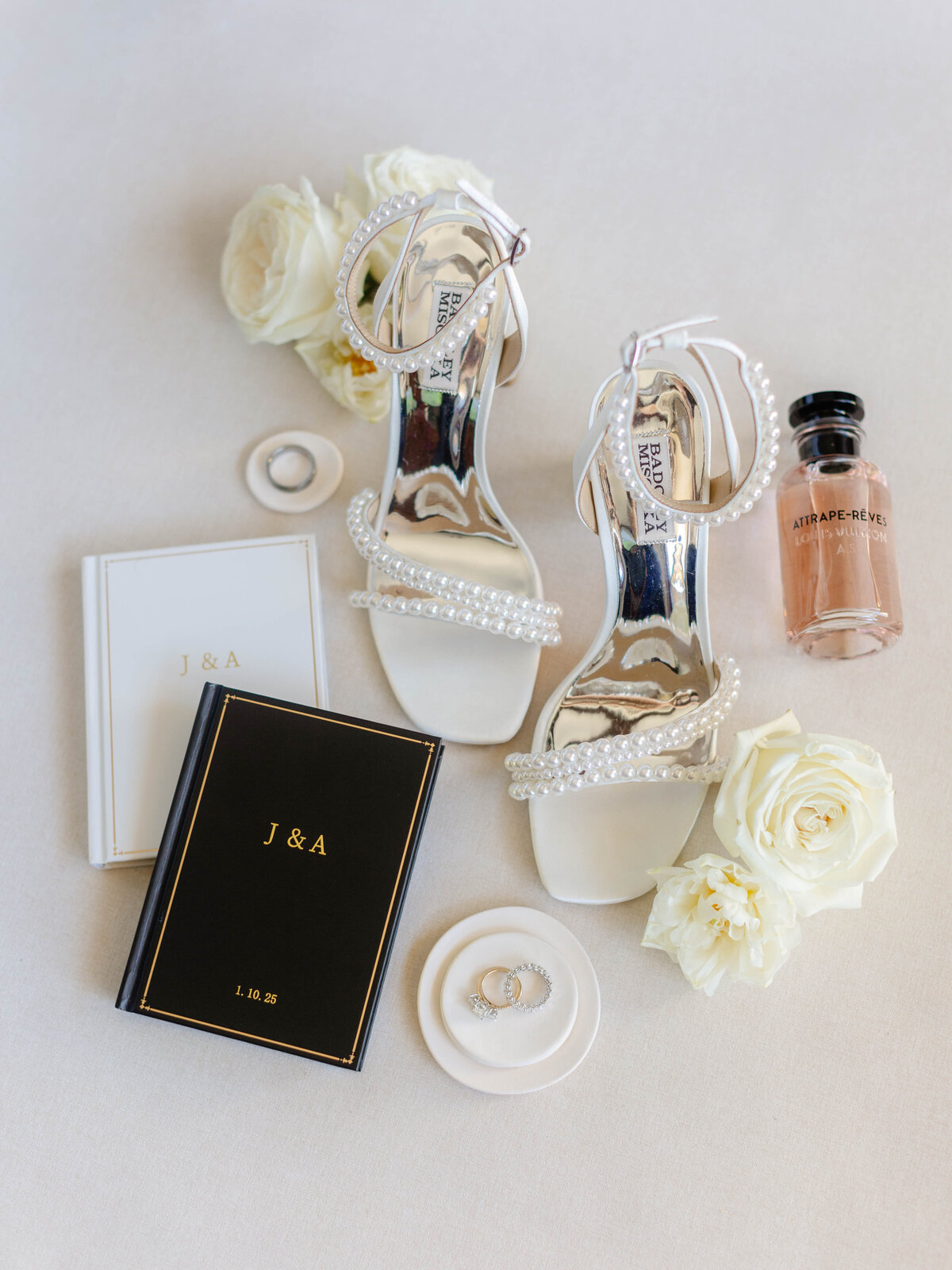 Alyssa+JordanWedding-SNEAKS-6