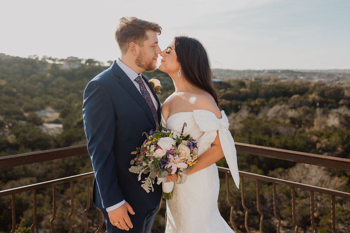 TessLesliePhotos-chapel-dulcinea-micro-wedding-226