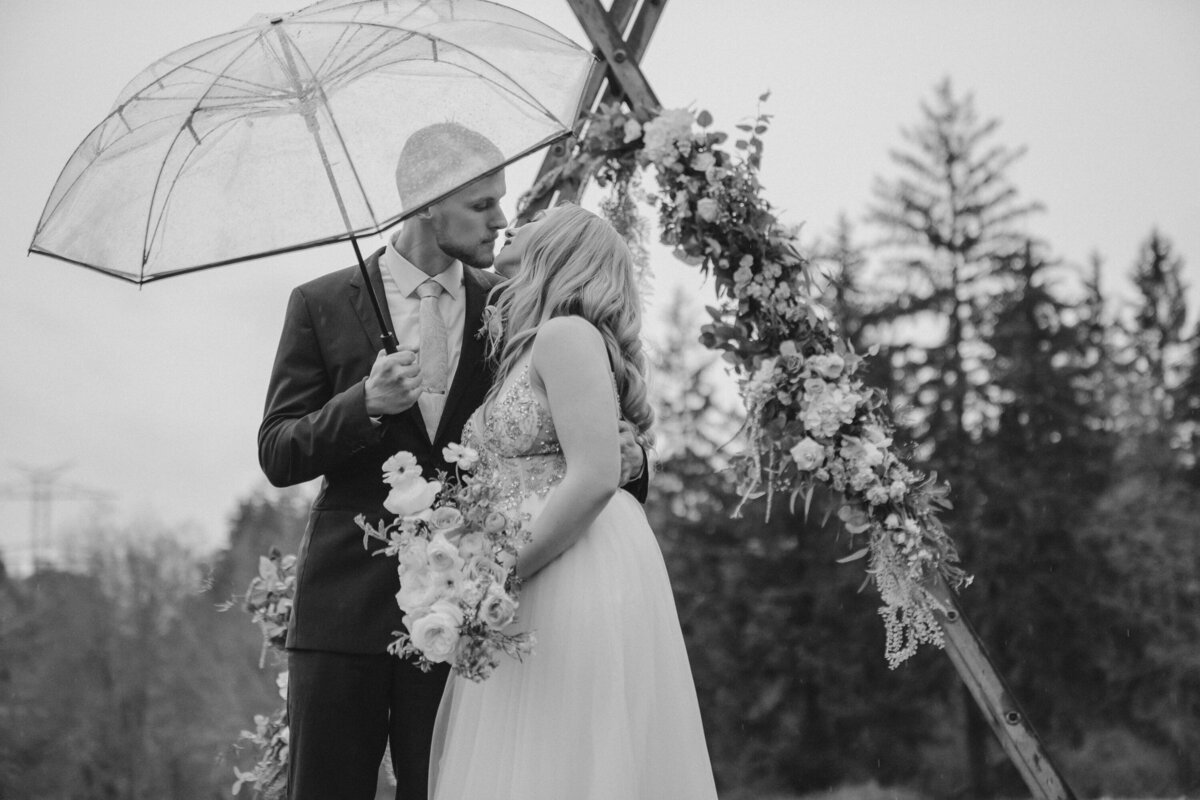 Jessica-Grant-Wedding-at-Infinity-Farm-Issaquah-SEATTLE-WA-Amy-Law-Photography-73