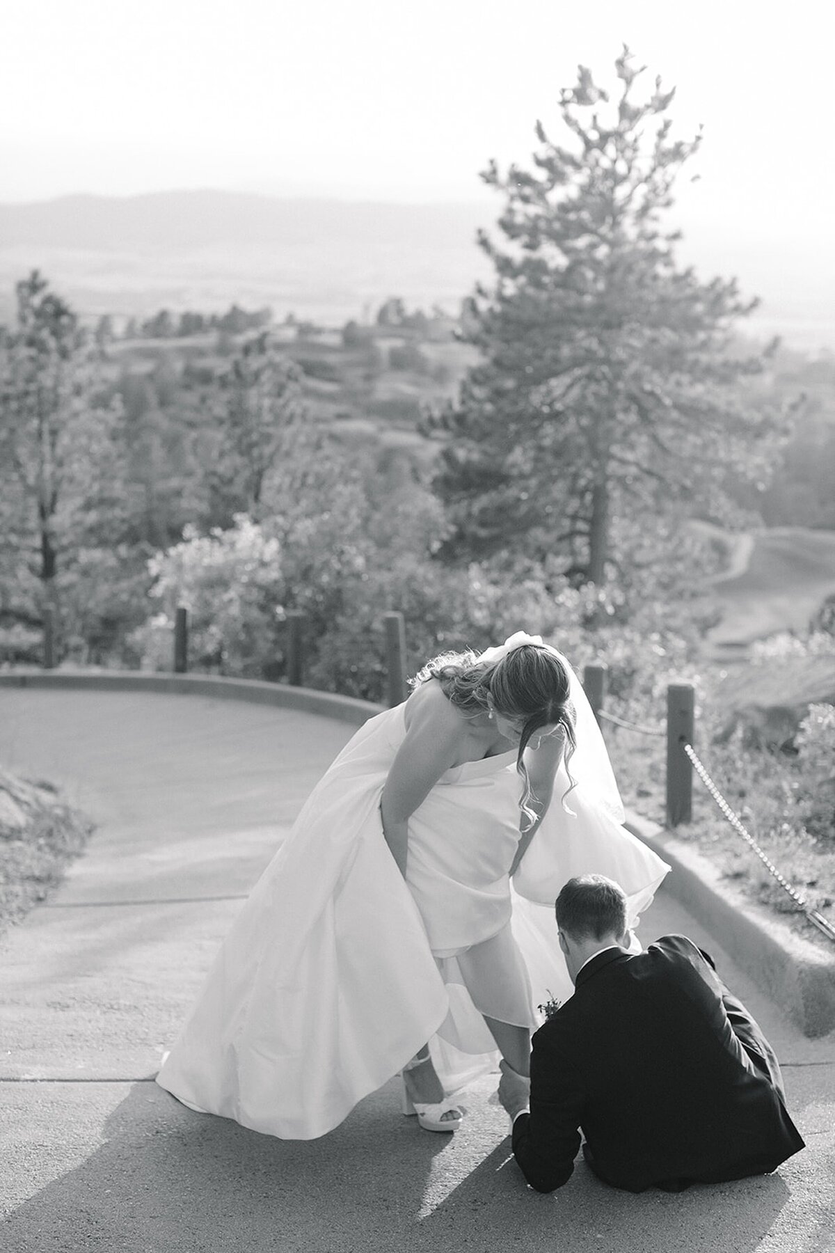 Candid Colorado wedding photographer_0002
