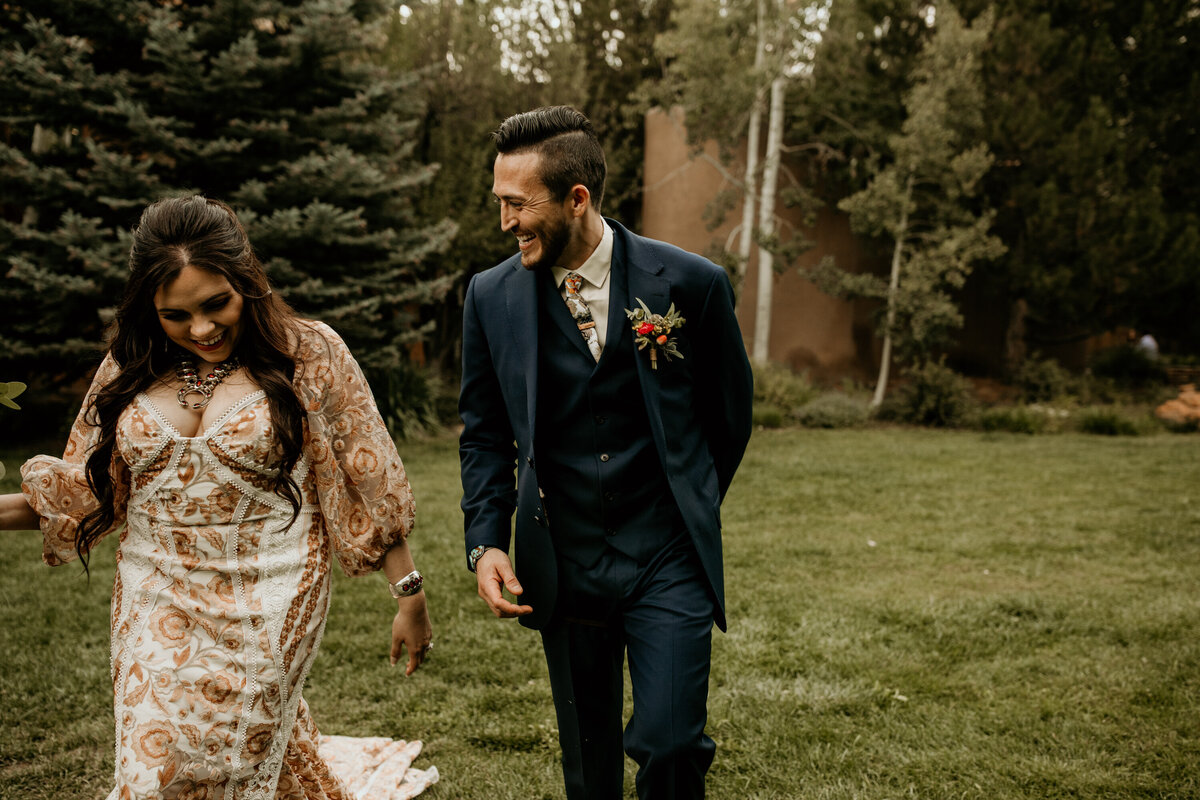 taos-new-mexico-intimate-wedding-photography-39