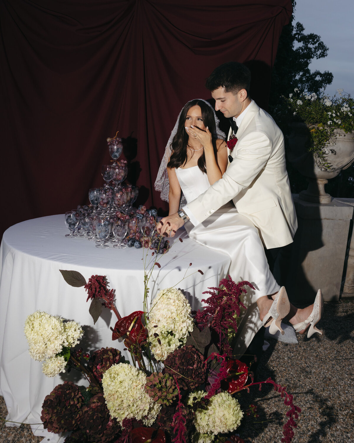 Cacie_Carroll@CacieCarrollPhotography_KriziaandNick_WeddingDayatVillaDurazzo_SantaMargheritaItaly-973_evotobak