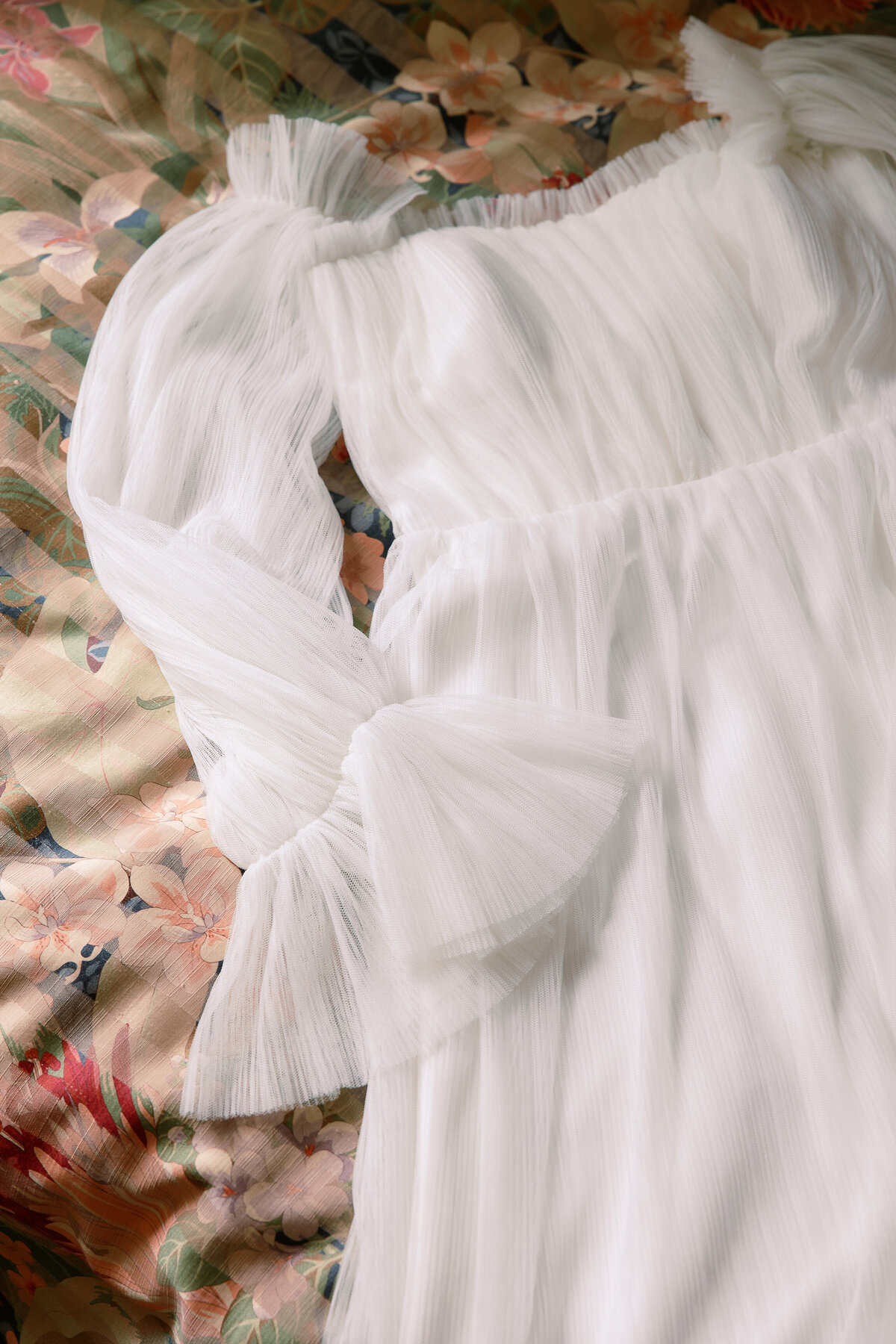 Colorful Tented Wedding At Family Home In South Carolina0003