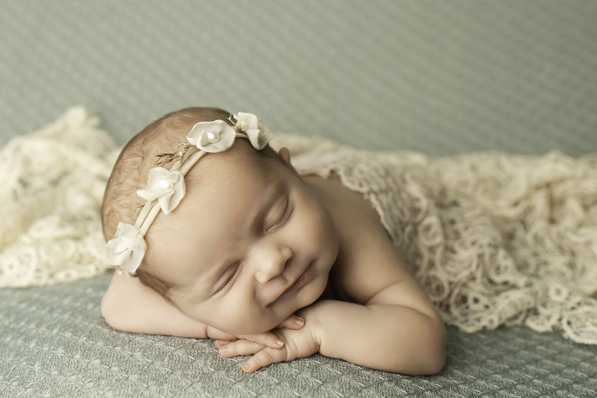 DFW-newborn-photographer-chunky-monkey-41 copy