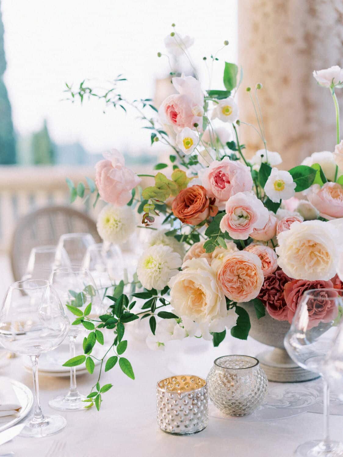 Villa-Cortine-Lake-Garda-Sirmione-wedding-Italy-reception-decoration-by-Julia-Kaptelova-Phototgraphy-207